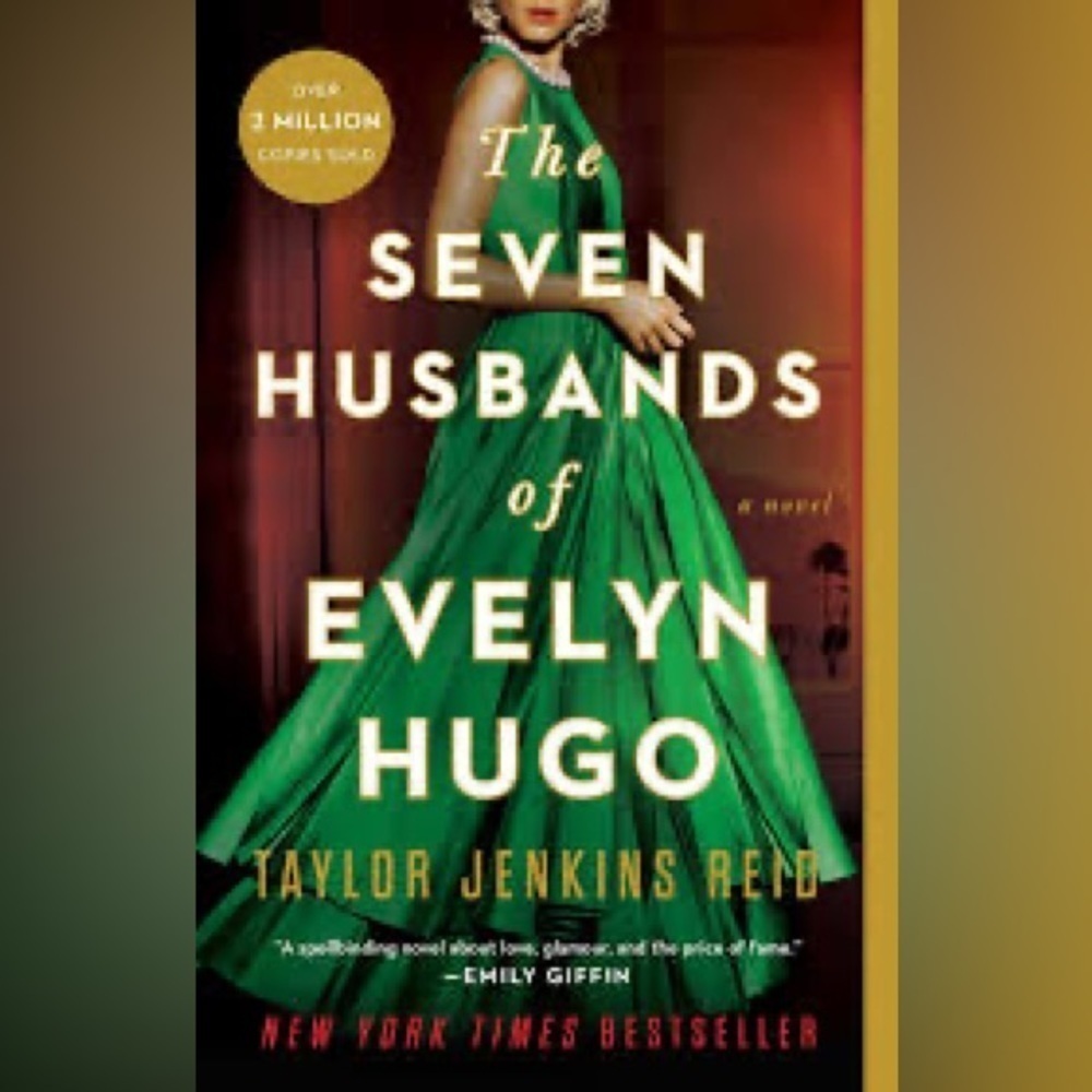 The Seven Husbands of Evelyn Hugo- paperback​